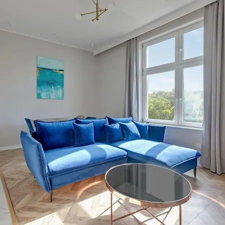 Centrum Przy Plazy By Z Parkingiem I Ogrodem Sopot